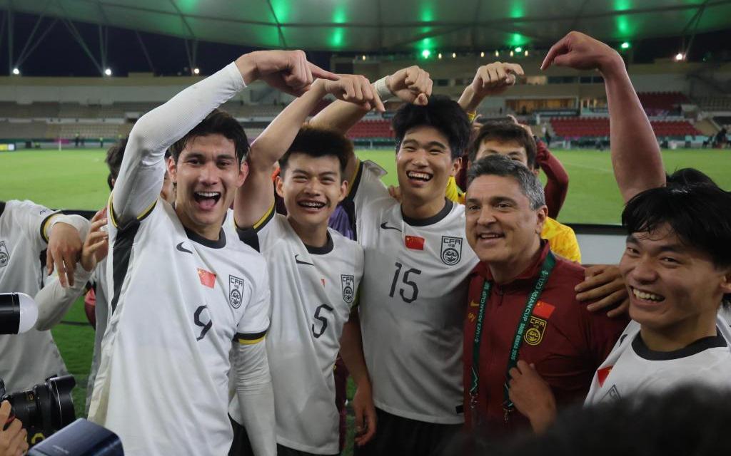 开云登录-进军亚洲杯决赛，U23国足用“力量足球”展现自信|新京报快评