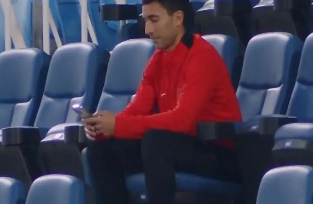 开云平台-亚历斯祖现身成都蓉城热身赛看台，上赛季效力海港出战13次