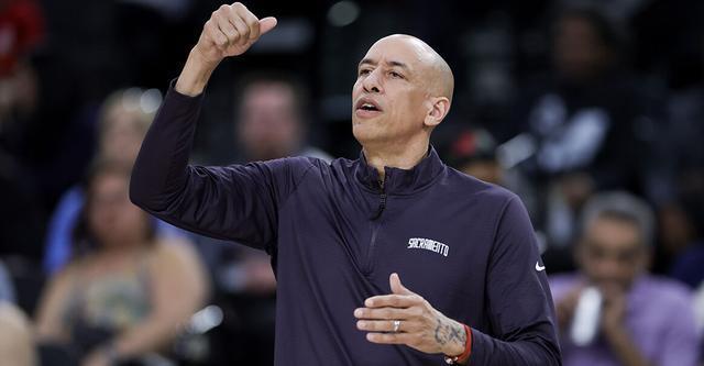 开云平台-克里斯蒂：我非常尊重这项运动 根本不屑于去摆烂