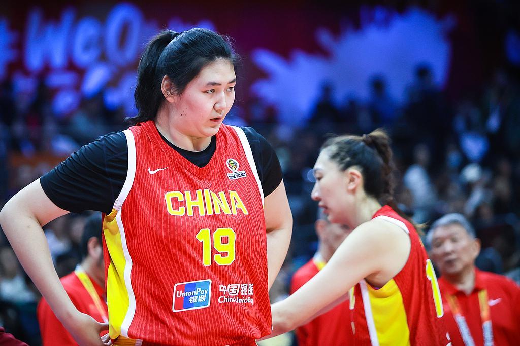 开云官网-打完捷克，才搞懂中国女篮中锋状态不佳的原因，球迷：怀念黄思静