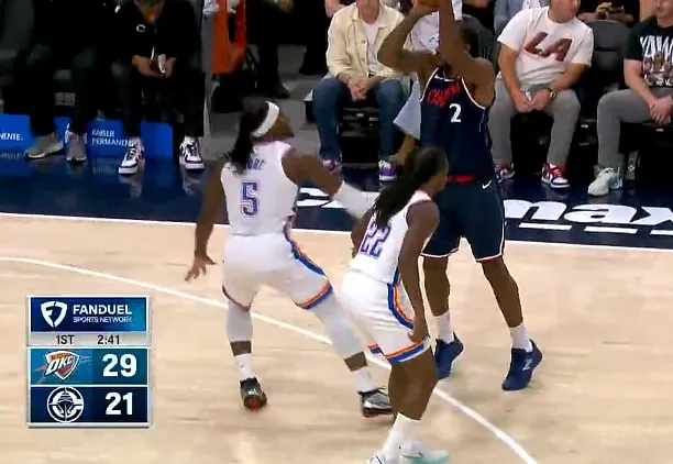 开云平台-伦纳德三分2中2拿到8分，快船回应一波9-2追至8分打停雷霆